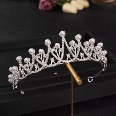 Trendy Silver Rhinestone Pearl Princess Headpiece Crown